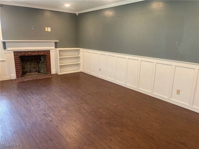 Building Photo - 5551 Lincoln Blvd