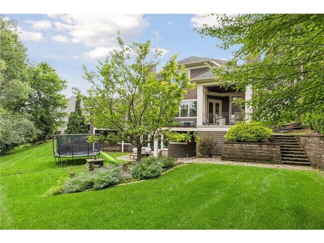 Building Photo - 15700 Portico Dr