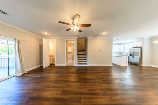Building Photo - Live Minutes from Downtown, Germantown, Sylvan Park, the Nations & West End