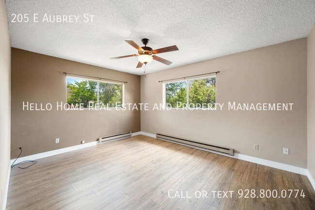 Building Photo - 205 E Aubrey St