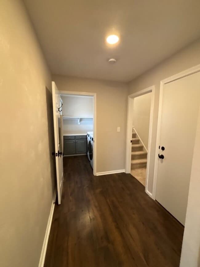 Building Photo - Cypress Point