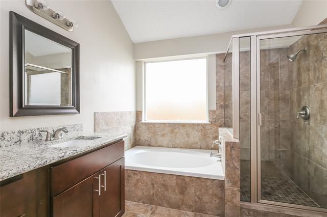 Building Photo - 5229 Rio Bravo Dr