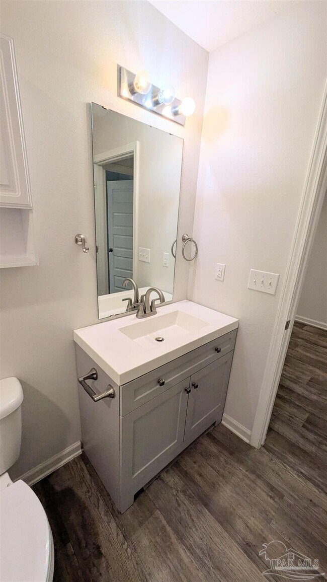 Building Photo - 10557 Queens Gate Cir