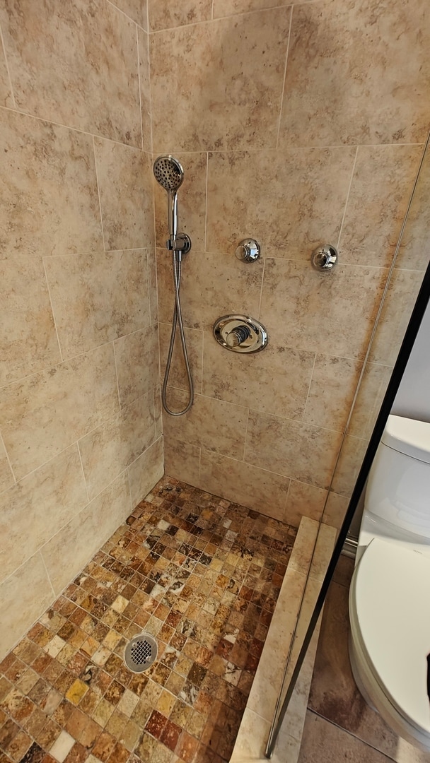 Building Photo - 1644 Orchard Ave