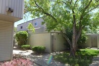 Building Photo - 6831 N Frostwood Pkwy