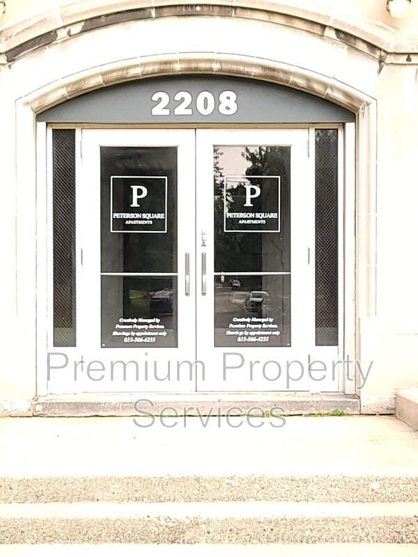 Building Photo - 2208 8th St