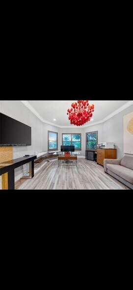 Building Photo - 16849 Pierre Cir