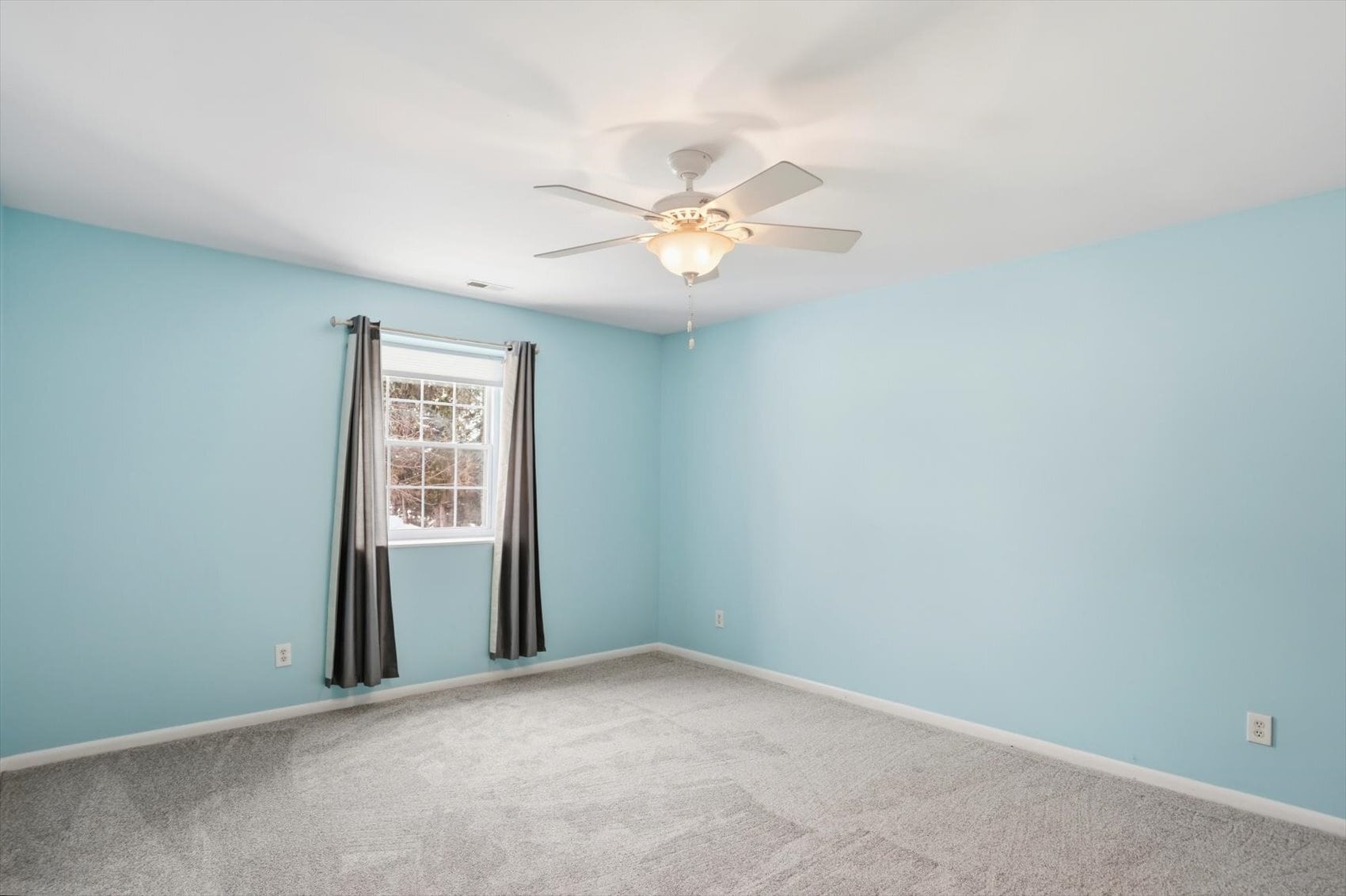 Building Photo - 5 Lough Mask Ct