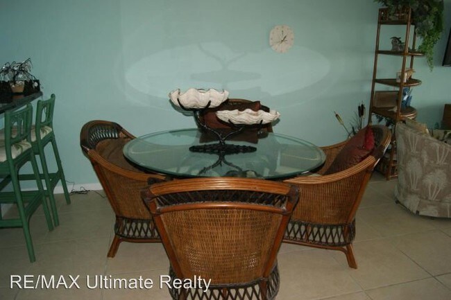 Building Photo - 1555 NE Ocean Blvd