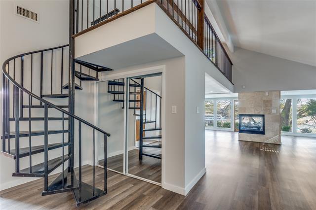 Building Photo - 9328 Mountain Lake Cir