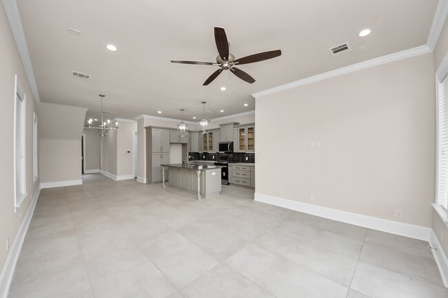 Building Photo - 6320 Milwee St