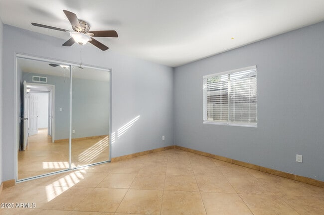 Building Photo - 4107 N 106th Ave