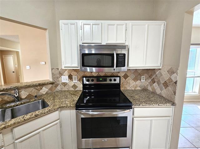 Building Photo - 2705 Francisco Dr