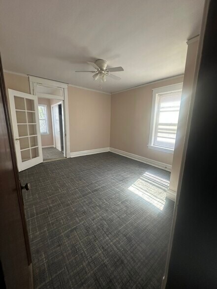 Building Photo - 5044 Bancroft Ave