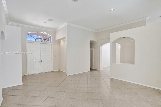 Building Photo - 345 SW 188th Ave