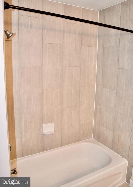Building Photo - 20965 Timber Ridge Terrace