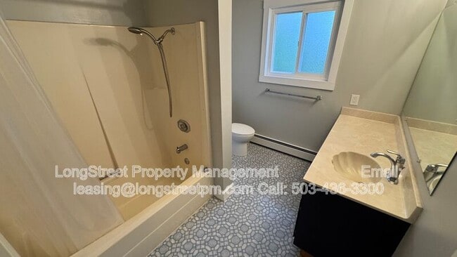 Building Photo - 2995 Fir Oaks Dr SW