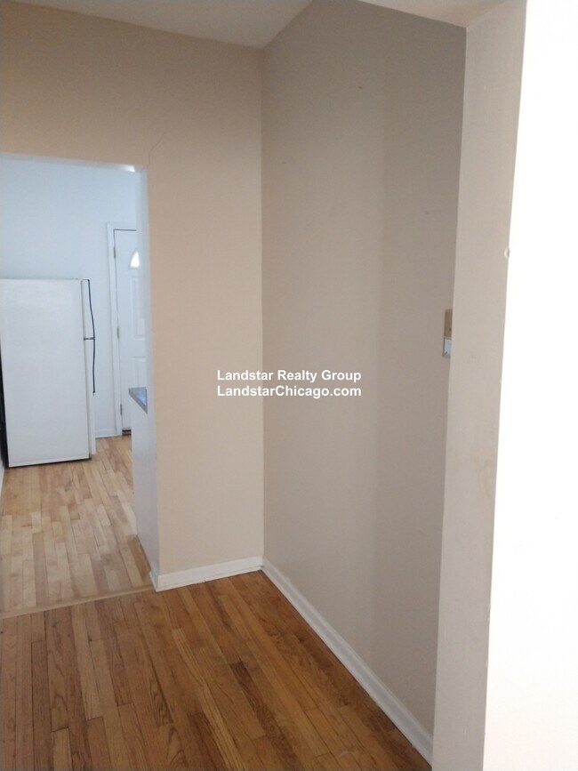 Building Photo - 4045.5 N Mozart St