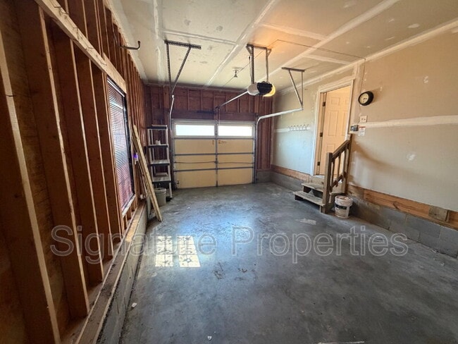 Building Photo - 1609 Cadmus Ct
