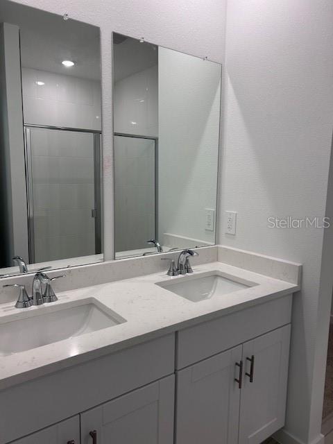 Building Photo - 6 Ararat Dr