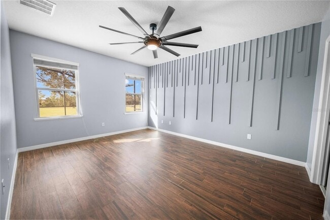 Building Photo - 161 Prairie Falcon Dr