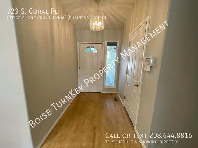 Building Photo - 723 S Coral Pl