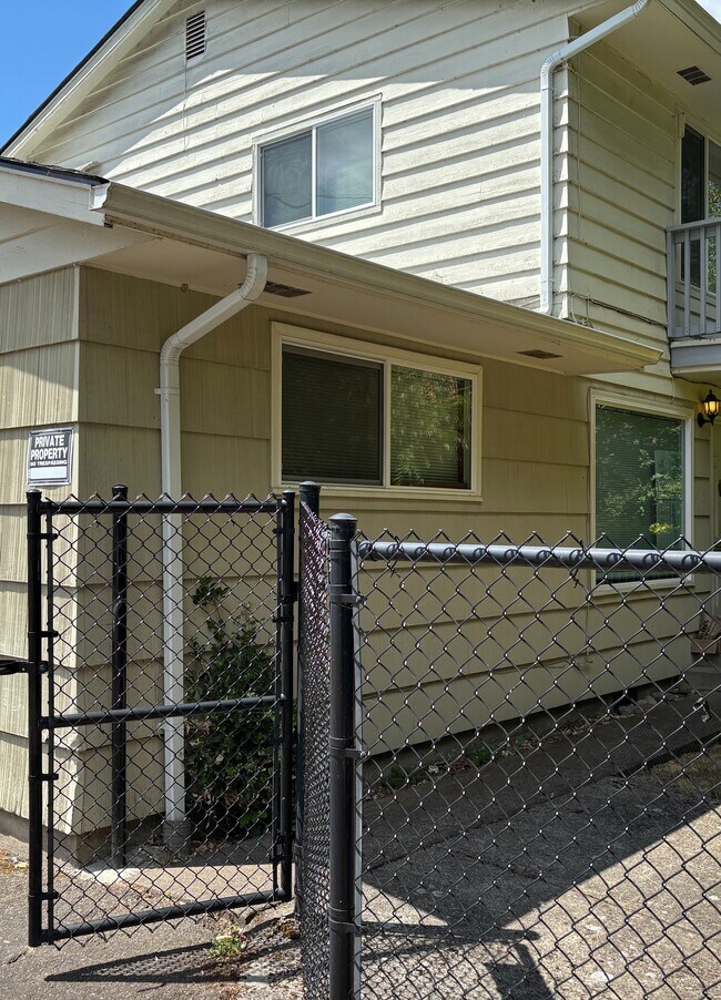 Primary Photo - SD-0111 Cottage St Triplex