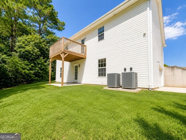 Building Photo - 1104 Driftwood Ct