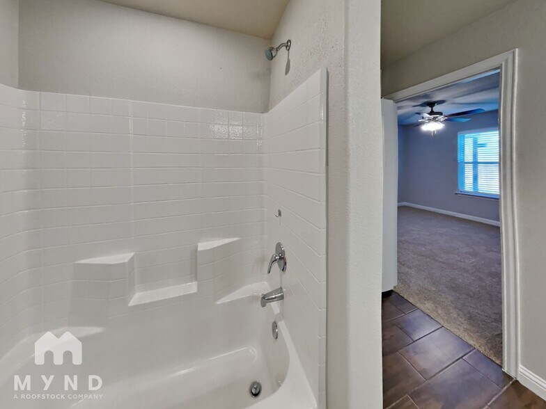 Building Photo - 741 Rolling Terrace Cir