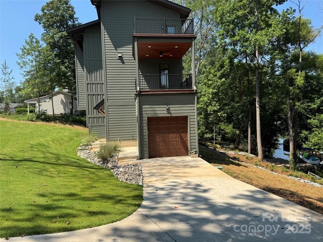 Building Photo - 150 Driftwood Dr