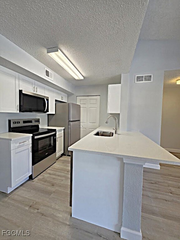 Building Photo - 12500 Equestrian Cir