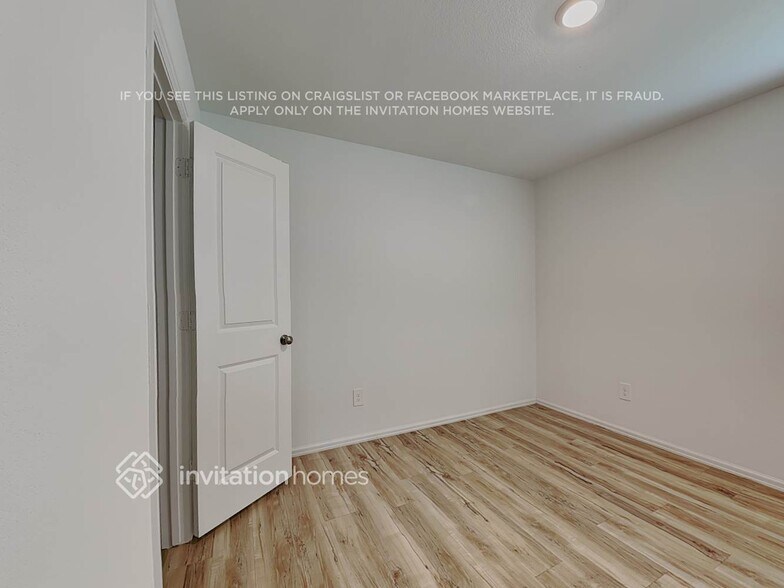 Building Photo - 18827 Charter Elm Dr