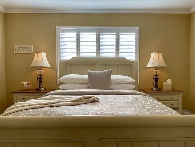 Building Photo - 5037 Terramar Way