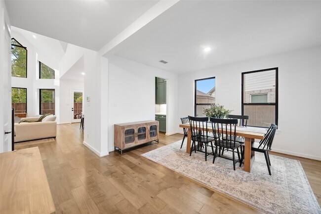 Building Photo - 8207 Boundary Waters Dr