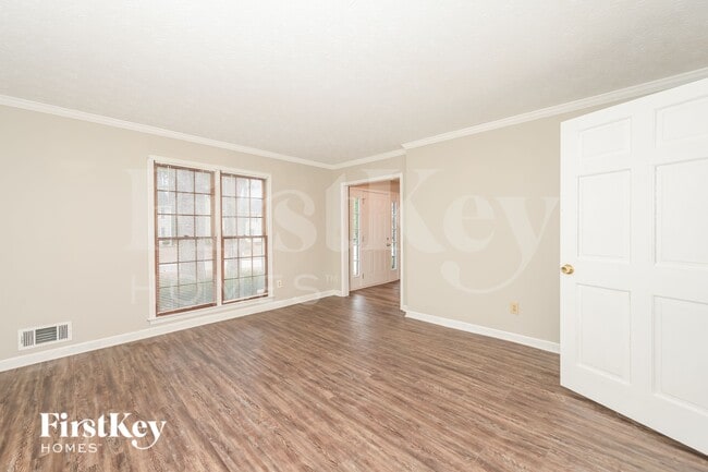 Building Photo - 1433 St Dunstans Rd