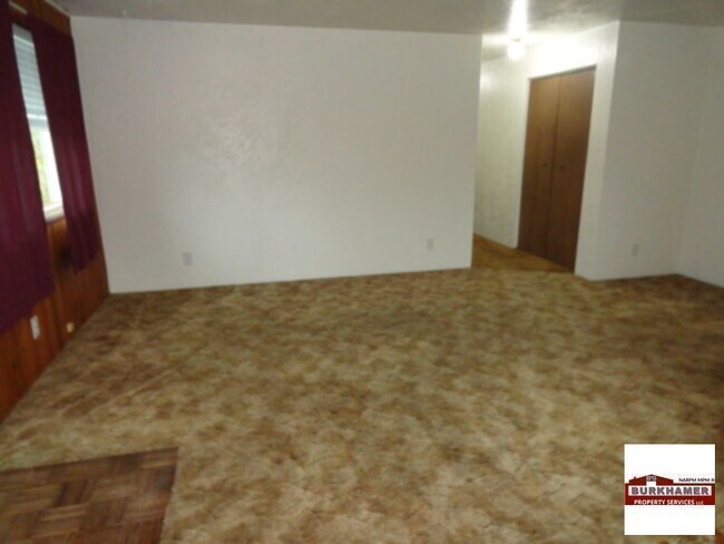 Building Photo - 620 4th Ave Aberdeen, WA. 98520