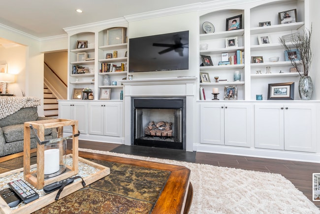 Building Photo - Beautiful Beaumont townhome – $3,000/Month
