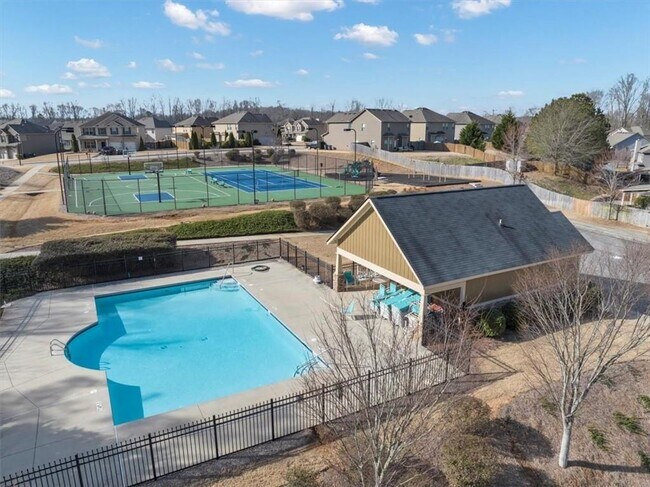 Building Photo - 5160 Bucknell Trace