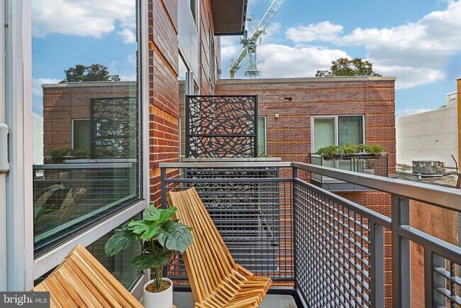 Building Photo - 1515 15th St NW