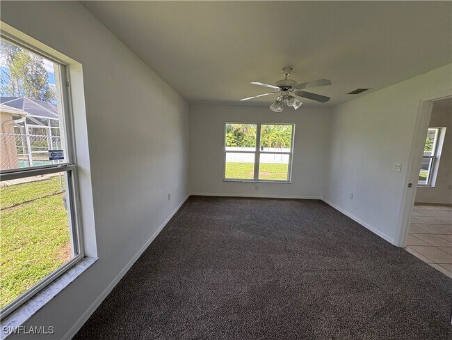 Building Photo - 1207 SW 18th Ave