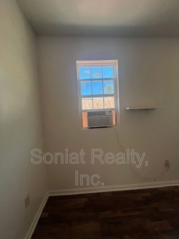 Building Photo - 2119 N Villere St