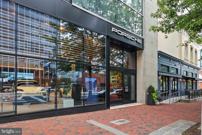 Building Photo - 4817 Chevy Chase Blvd