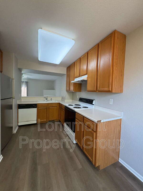 Building Photo - 51 21st Ave