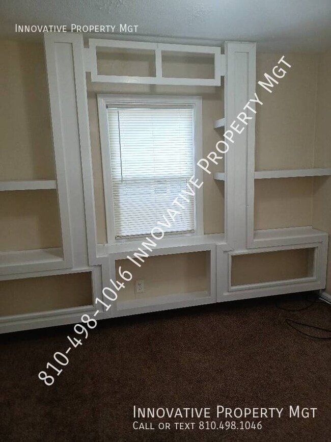 Building Photo - 2758 Brown St