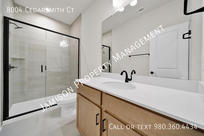 Building Photo - 8004 Cedarsmith Ct