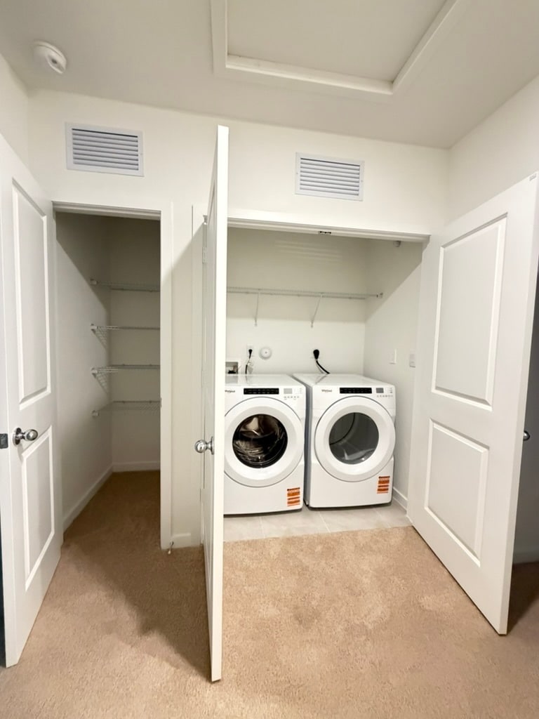 Building Photo - 1466 NE 3rd Ave