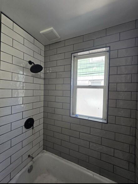 Building Photo - 1726 N Arlington Pl