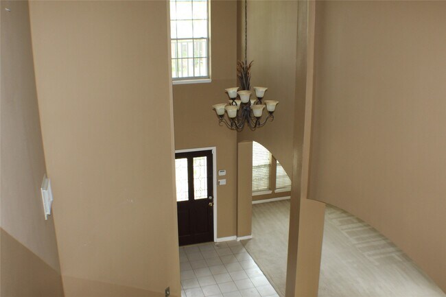 Building Photo - 12231 Ashford Park Dr