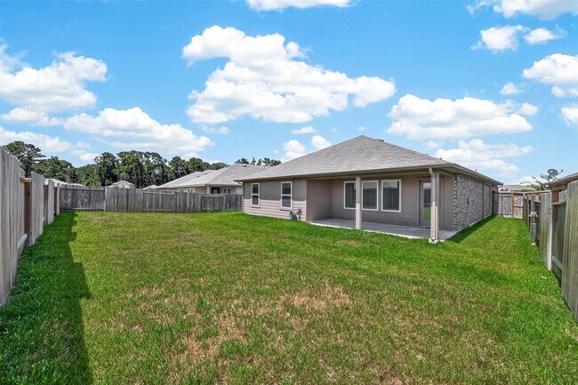 Building Photo - 14224 Dream Rd