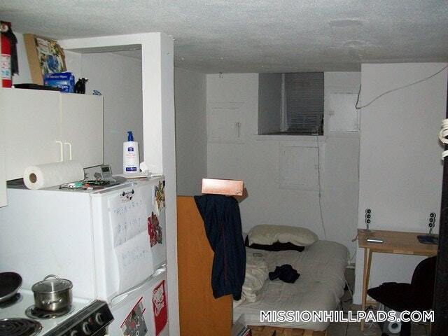 Building Photo - 28 S Huntington Ave